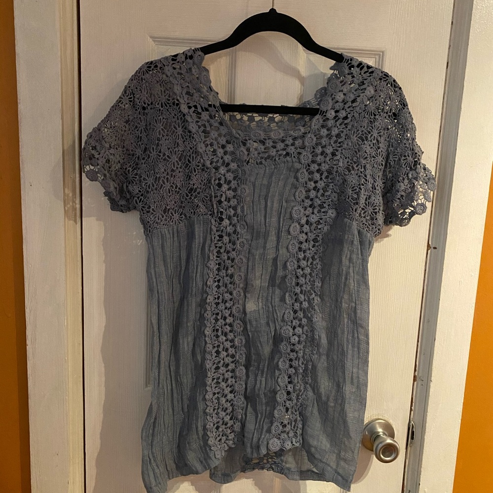 New top size M from Monoreno